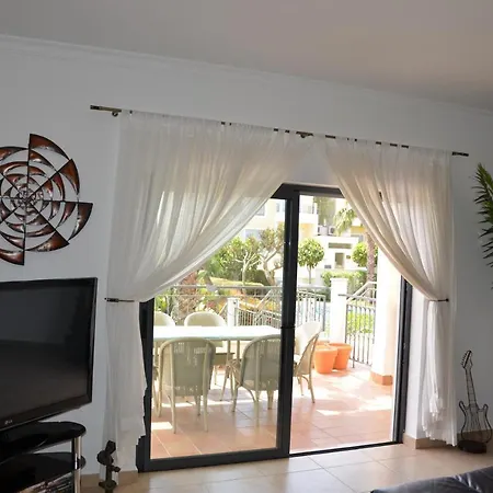 Arushi - Lote 82 3 Bedroom Διαμέρισμα
