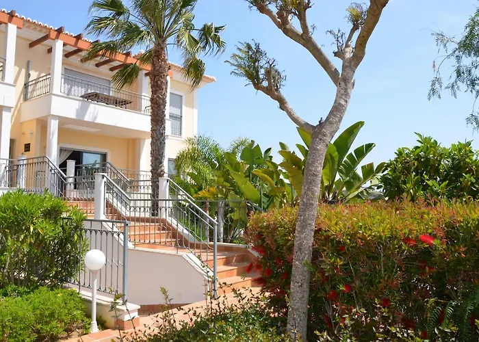 Arushi - Lote 82 3 Bedroom Appartement *